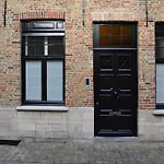 Exclusive Ground Floor Place Near Market Square