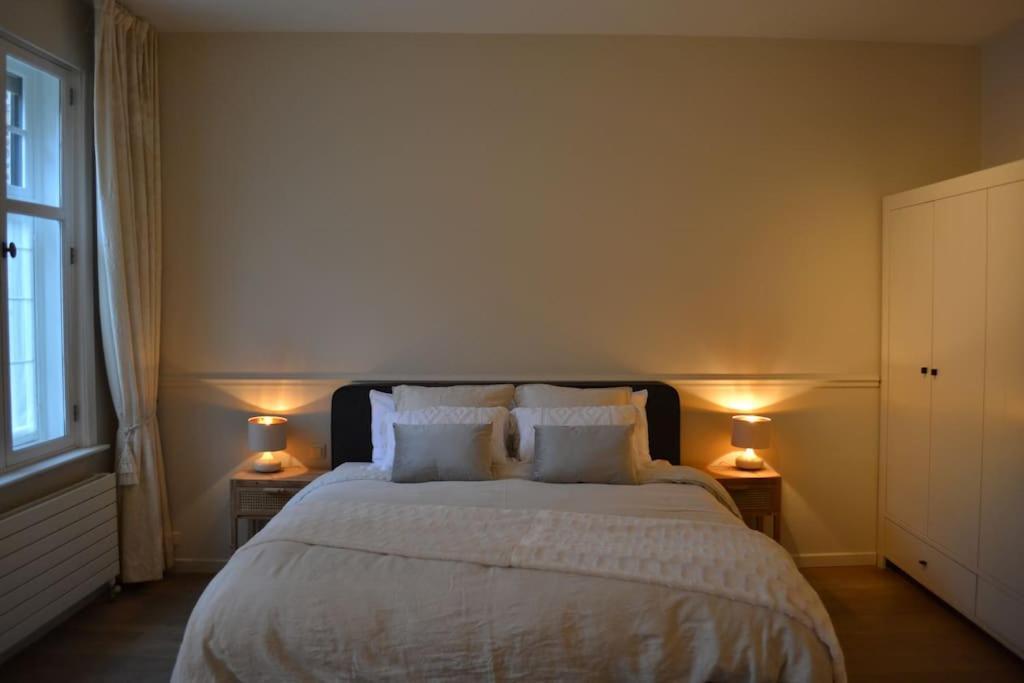 Exclusive Ground Floor Place Near Market Square *