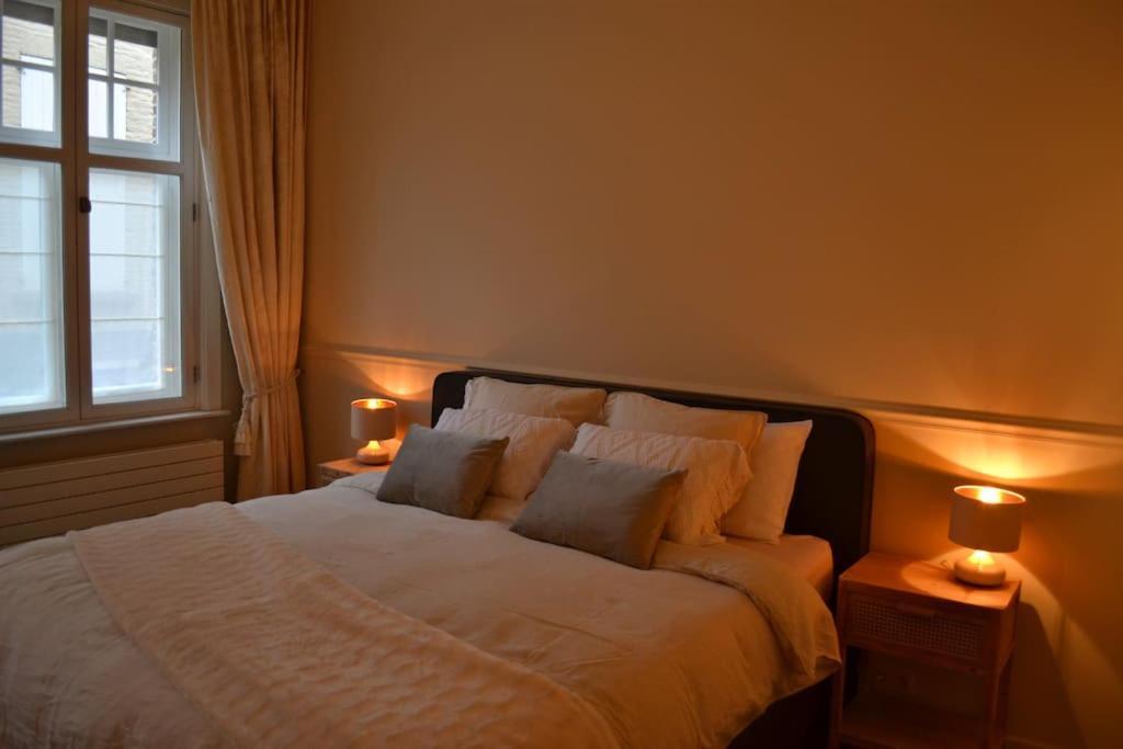 Exclusive Ground Floor Place Near Market Square Appartement